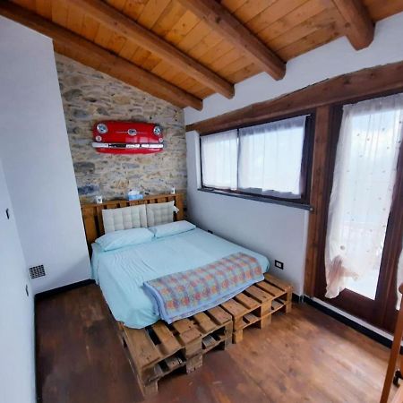 Il Santo Graal Villa Triora Ngoại thất bức ảnh